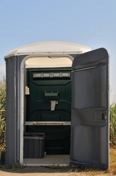 Portable Toilet Options We Offer in Burr Ridge, IL